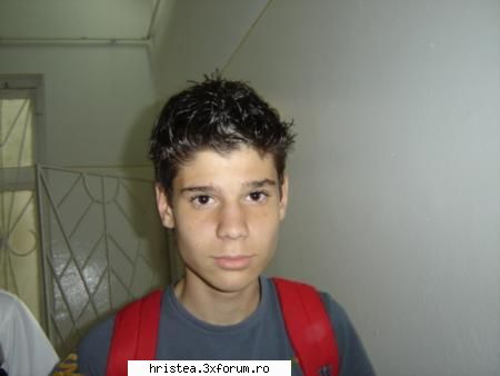 HAi sa te vdm .. - hehe ..incep yo k de boicei:P....sa caut o poza - POze